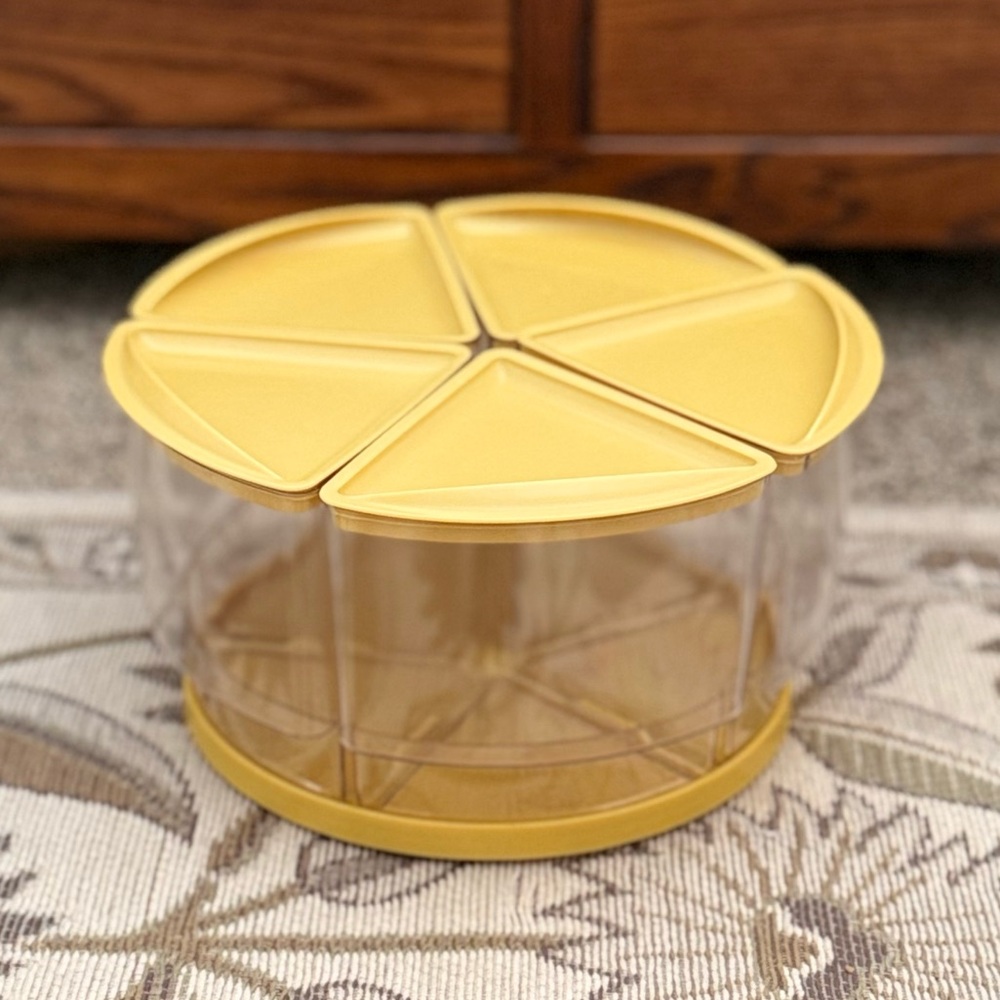 70’s Vintage Rubbermaid Canister Set Food Storage Lazy Susan 5 Compartments